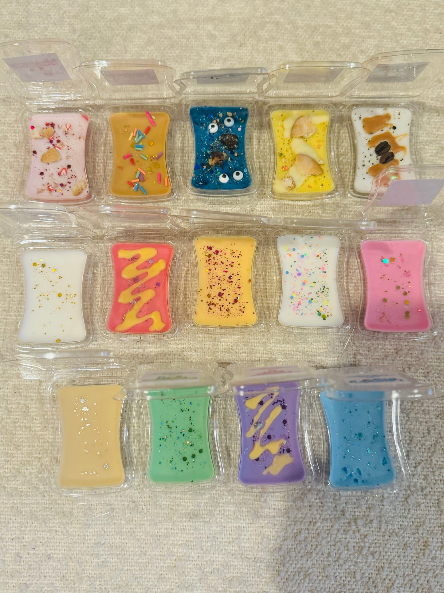 NEW✨Wax snap bars✨🕯️ 1.3 oz (2-3 burn depending on room size)